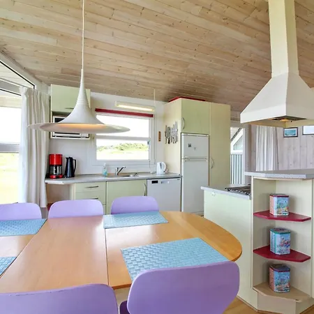 Fanni - 460m From The Sea By Interhome