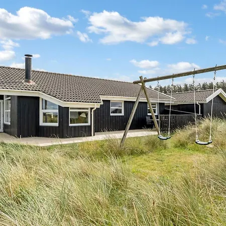 Fanni - 460m From The Sea By Interhome